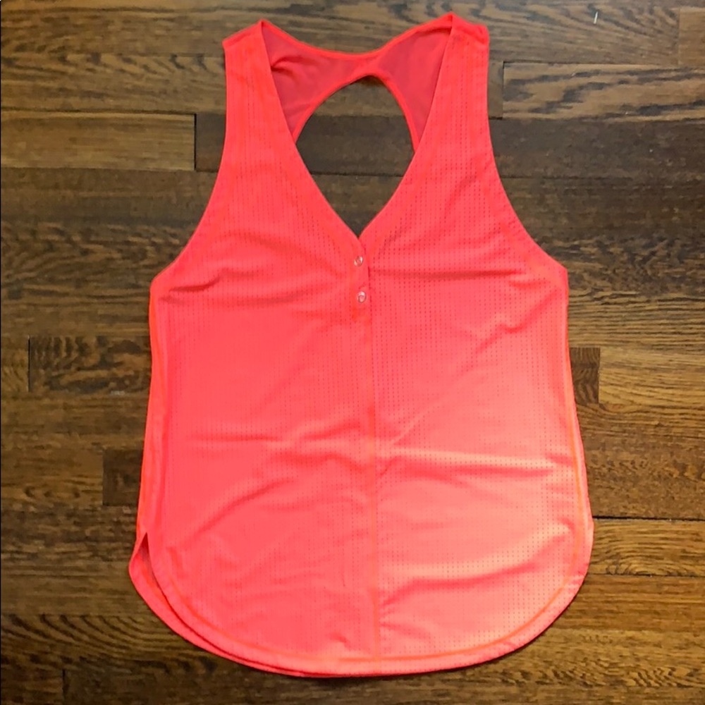 Lululemon perforated tank